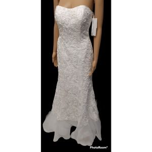 NWT Galina Signature Strapless Mermaid Wedding Dress SWG400 size 10